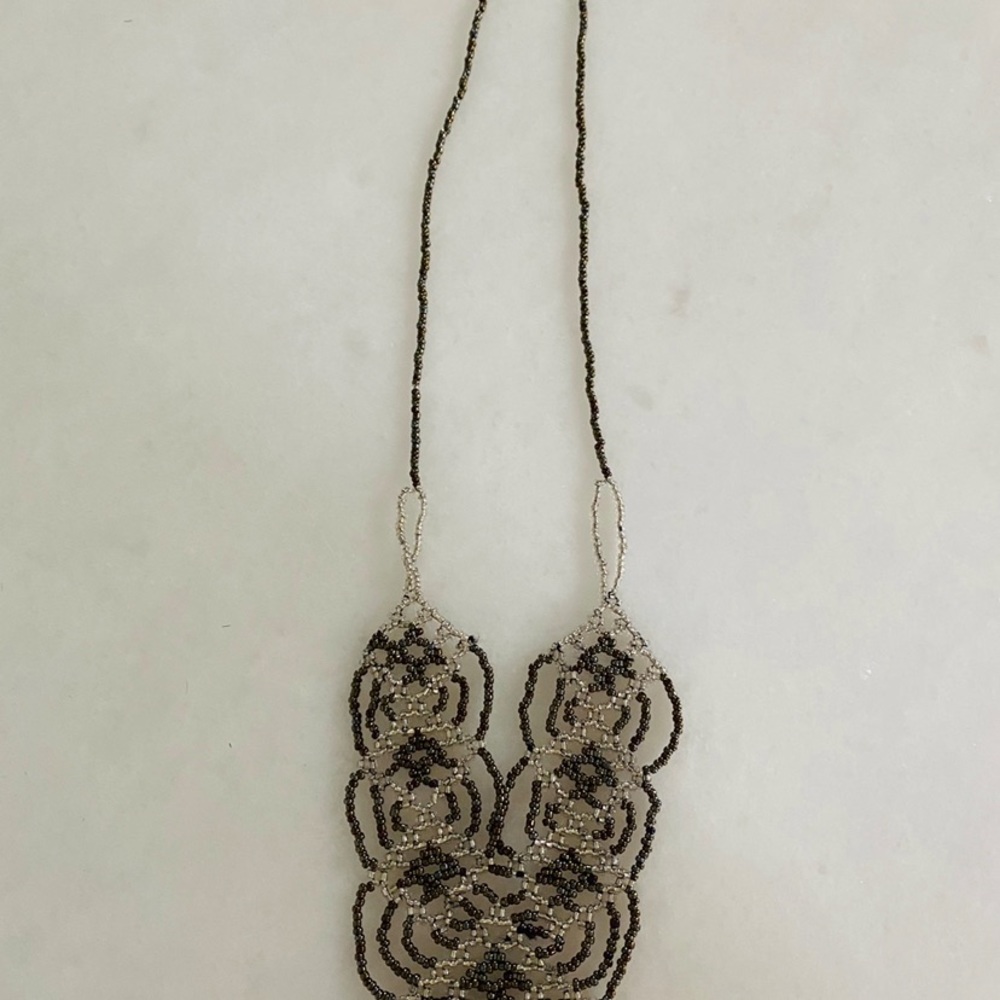 Beautiful beaded necklace form India - Picture 3 of 3
